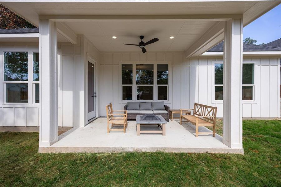 Exterior details and patio area of a home in , Lake Worth (Image 2). Exterior details and patio area of a home in , Lake Worth (Image 2).