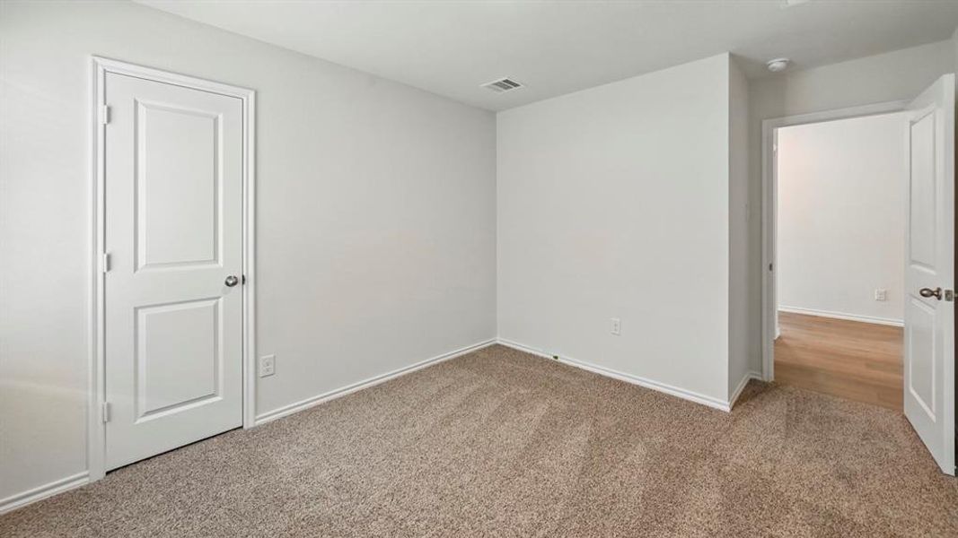 Spacious, unfurnished interior of a new home in Sanger Circle, Sanger (Image 23).