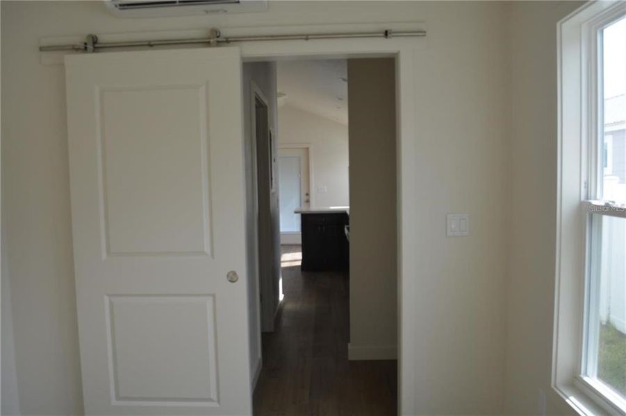 Spacious, unfurnished interior of a new home in , Oviedo (Image 16).