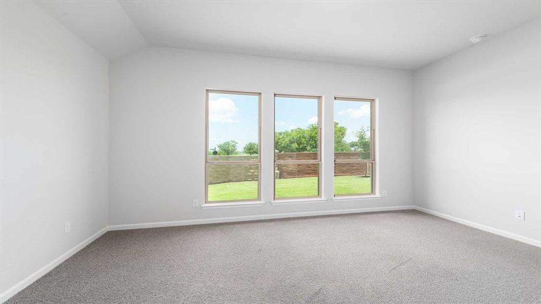 Spacious, unfurnished interior of a new home in Devonshire - Reserve 45', Forney (Image 15).