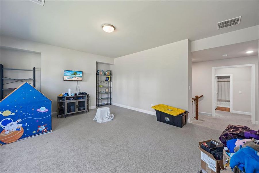 Furnished interior view inside a new home in , Hoschton (Image 30). Furnished interior view inside a new home in , Hoschton (Image 30).