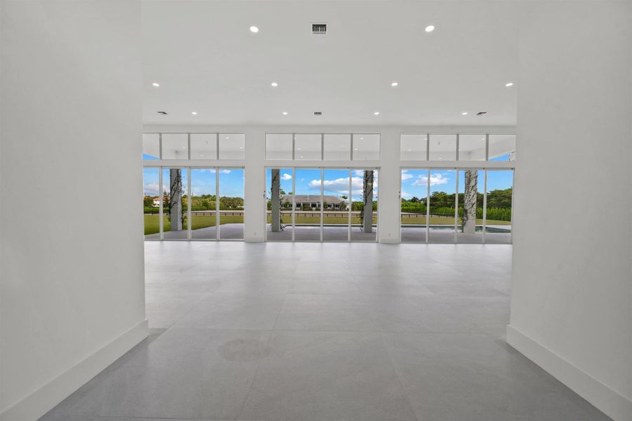 Spacious, unfurnished interior of a new home in , Wellington (Image 16).