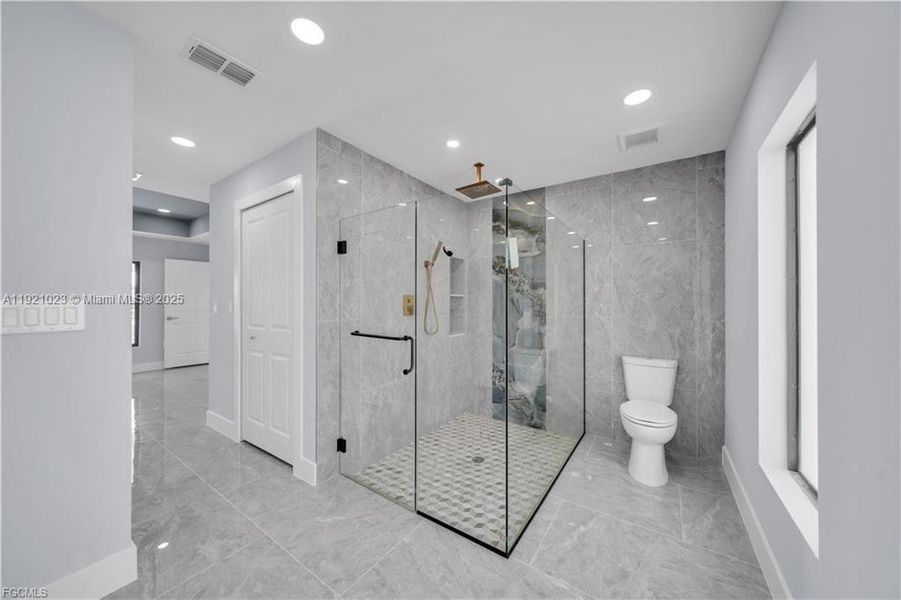 Furnished interior view inside a new home in , Lehigh Acres (Image 14). Furnished interior view inside a new home in , Lehigh Acres (Image 14).