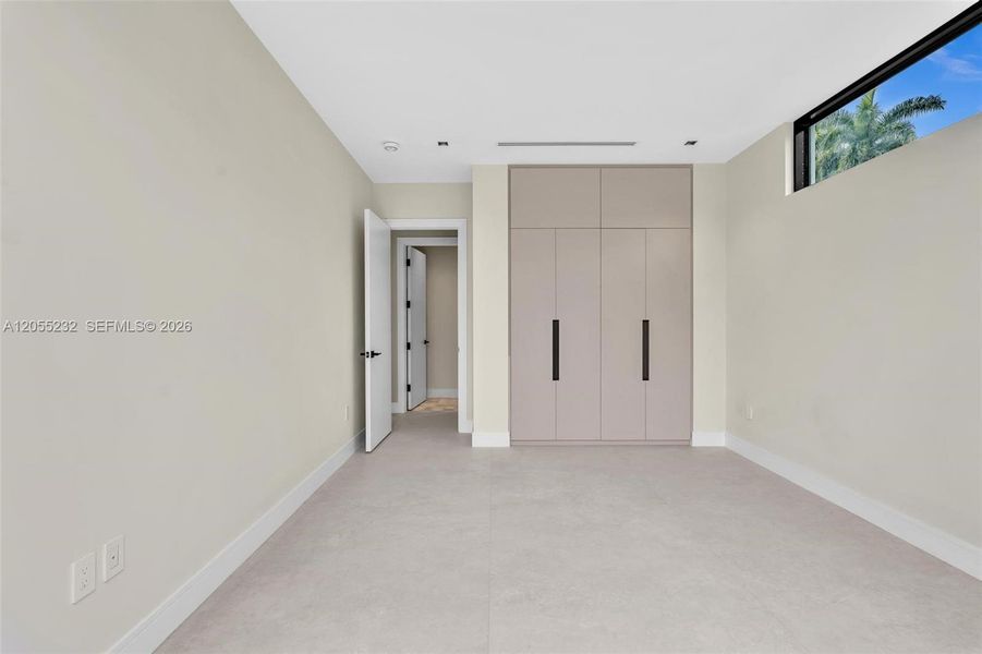 Spacious, unfurnished interior of a new home in , Miami Beach (Image 15). Spacious, unfurnished interior of a new home in , Miami Beach (Image 15).