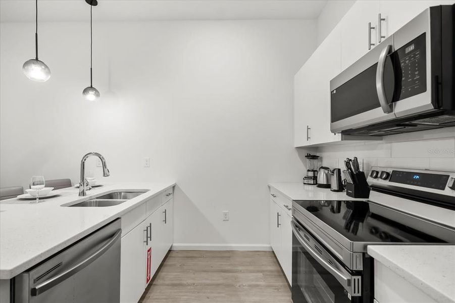Furnished interior view inside a new home in , Davenport (Image 11).
