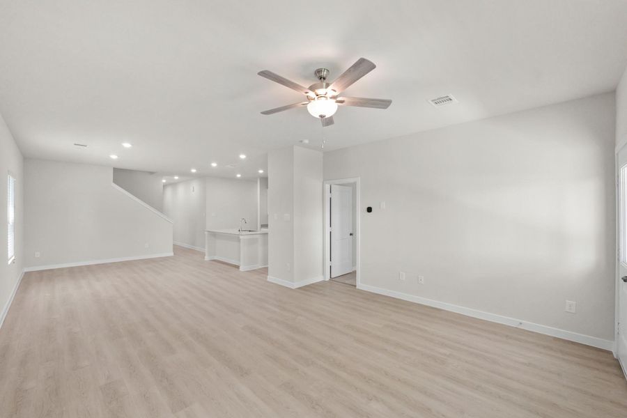 Spacious, unfurnished interior of a new home in Lakes at Crockett Martin, Conroe (Image 17). Spacious, unfurnished interior of a new home in Lakes at Crockett Martin, Conroe (Image 17).