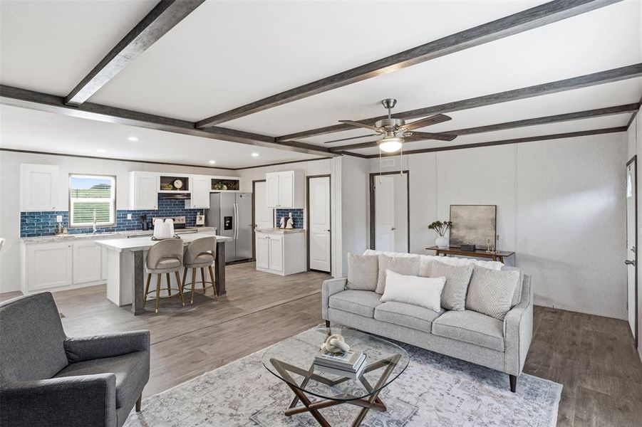 Furnished interior view inside a new home in , Alvarado (Image 7).