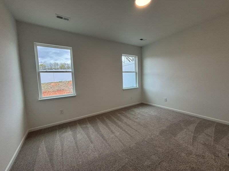 Spacious, unfurnished interior of a new home in CraigStone, Woodruff (Image 11).