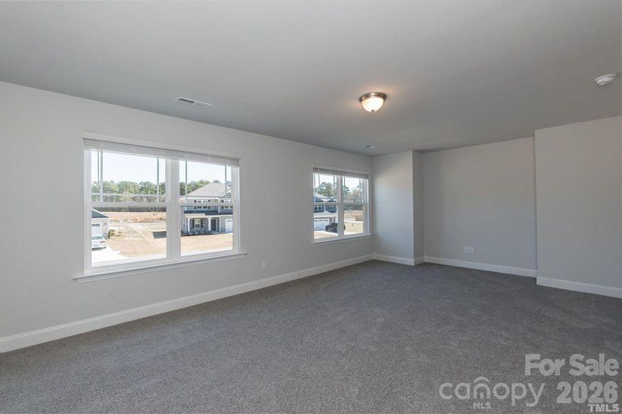 Spacious, unfurnished interior of a new home in Cardiff Glyn, Catawba (Image 18). Spacious, unfurnished interior of a new home in Cardiff Glyn, Catawba (Image 18).