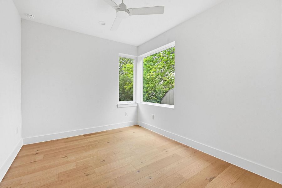 Spacious, unfurnished interior of a new home in , Austin (Image 20).