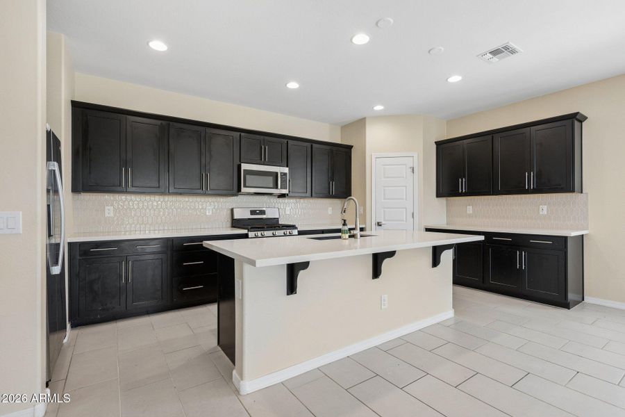 11-web-or-mls-25572-north-142nd-ln