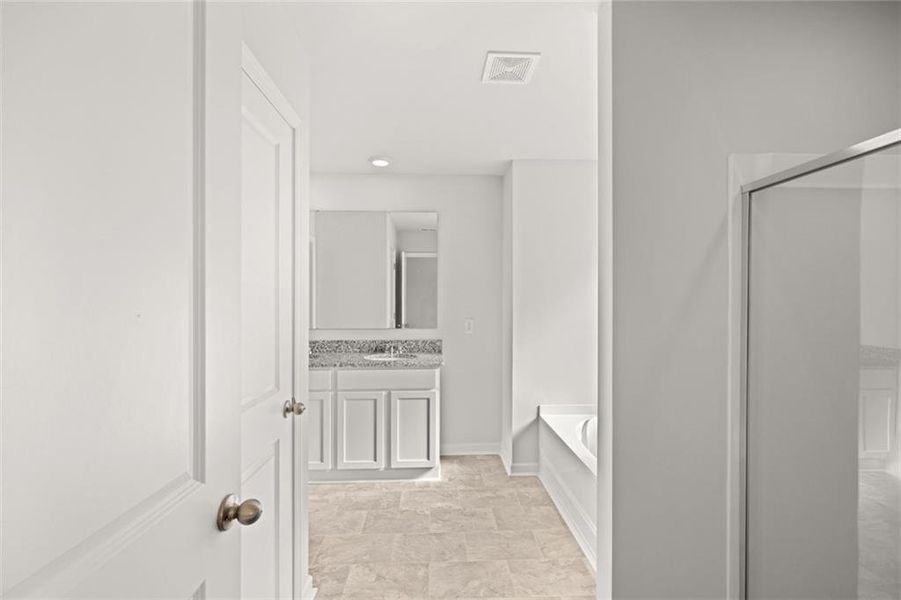 Image 27 of a home in .