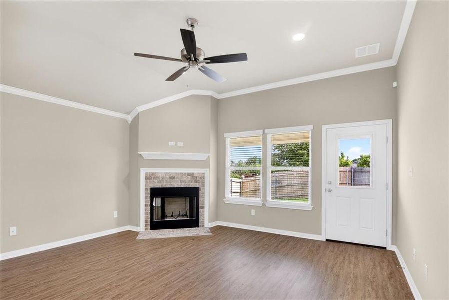 Spacious, unfurnished interior of a new home in , Robinson (Image 19).