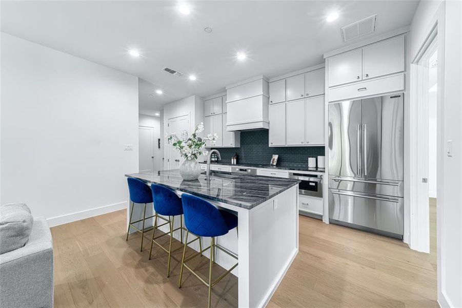 Furnished interior view inside a new home in , Dallas (Image 11).