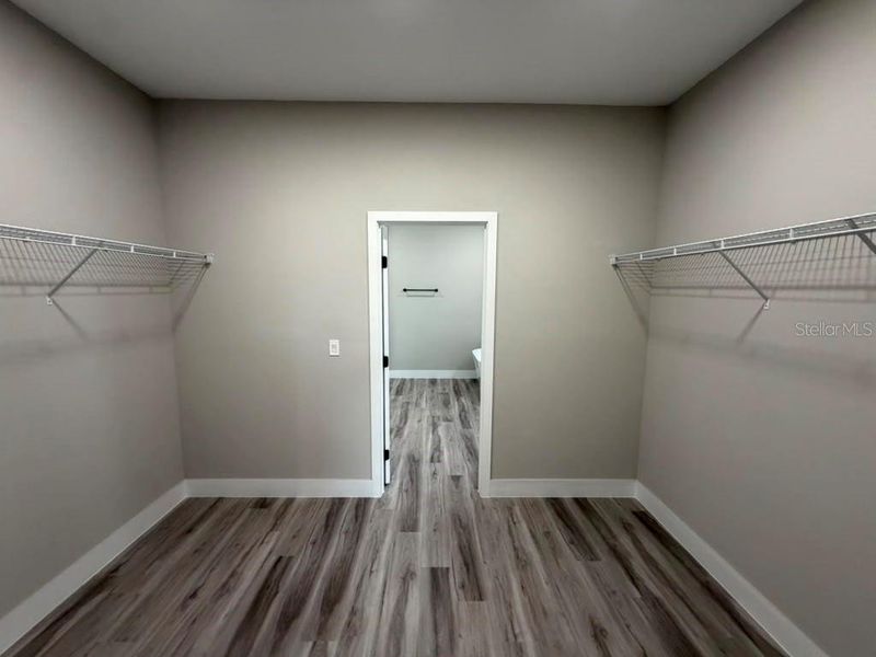 Spacious, unfurnished interior of a new home in , Dunnellon (Image 11). Spacious, unfurnished interior of a new home in , Dunnellon (Image 11).