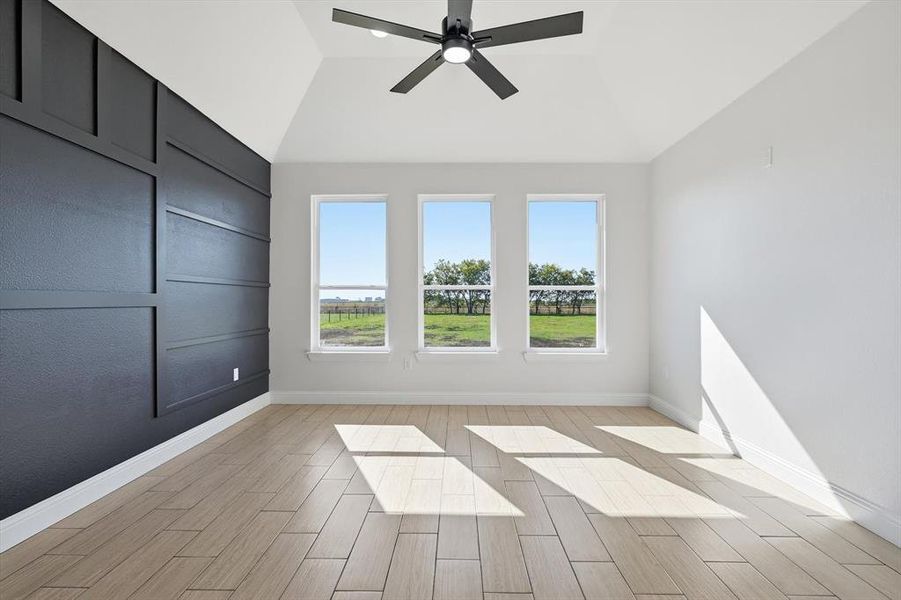 Spacious, unfurnished interior of a new home in , Sanger (Image 27).