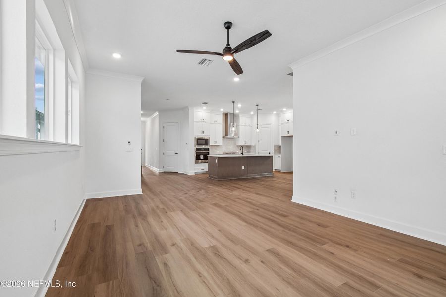 Spacious, unfurnished interior of a new home in Seven Pines 40' Front Entry, Jacksonville (Image 26).