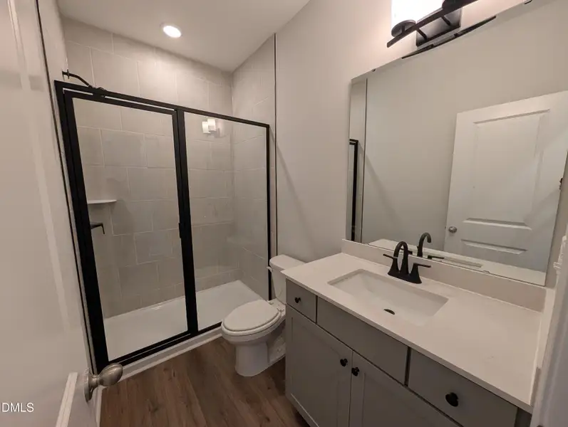 PXL_20260421_221959250.MP