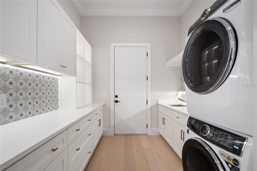 Furnished interior view inside a new home in , Winter Park (Image 16).