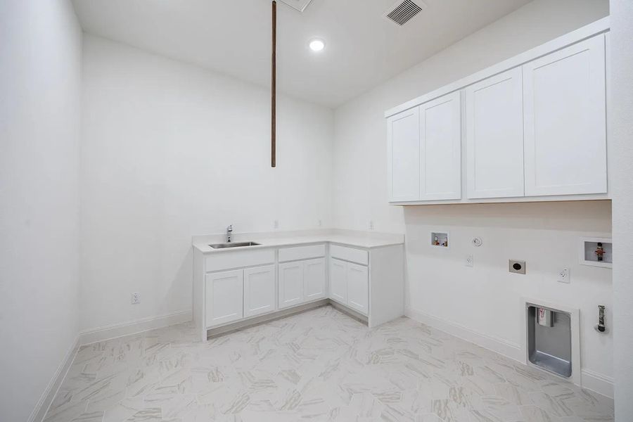 Furnished interior view inside a new home in Clearwater Ranch, Liberty Hill (Image 3). Furnished interior view inside a new home in Clearwater Ranch, Liberty Hill (Image 3).