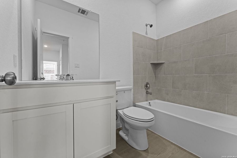 Furnished interior view inside a new home in Grace Valley, Cibolo (Image 5).