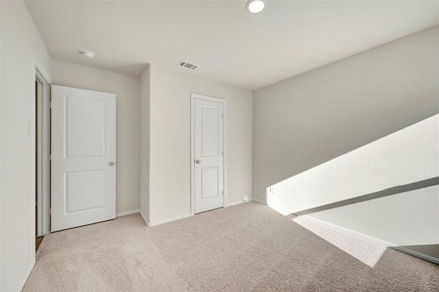 Spacious, unfurnished interior of a new home in Meadow Park, Ponder (Image 24). Spacious, unfurnished interior of a new home in Meadow Park, Ponder (Image 24).