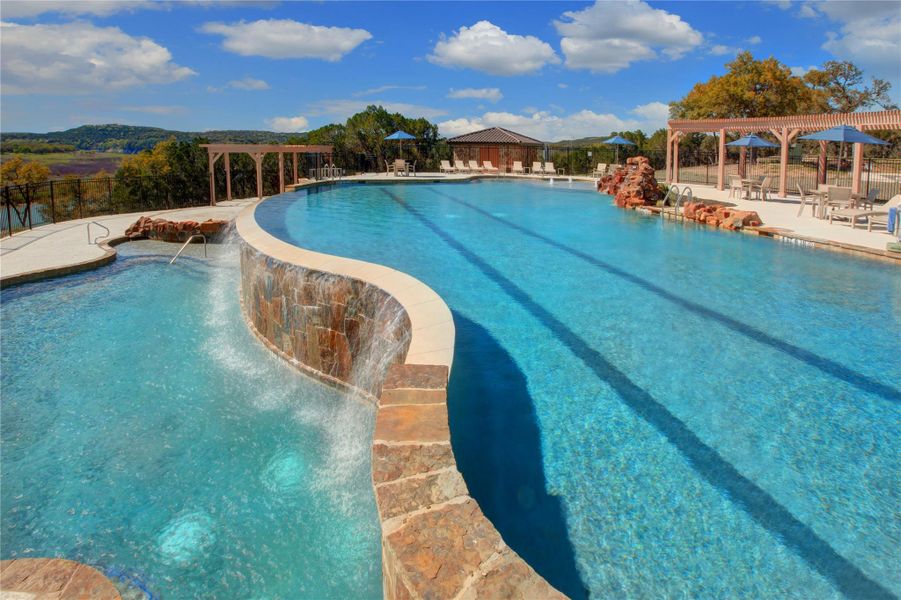 Community amenities in Lakeside at Tessera, Lago Vista (Image 34).