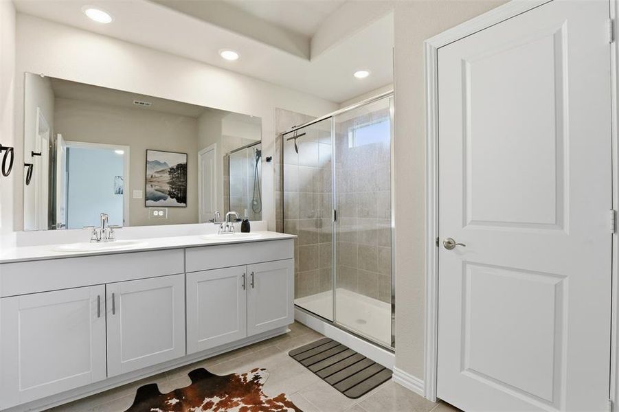 Furnished interior view inside a new home in Tesoro at Chisholm Trail Ranch, Crowley (Image 13). Furnished interior view inside a new home in Tesoro at Chisholm Trail Ranch, Crowley (Image 13).