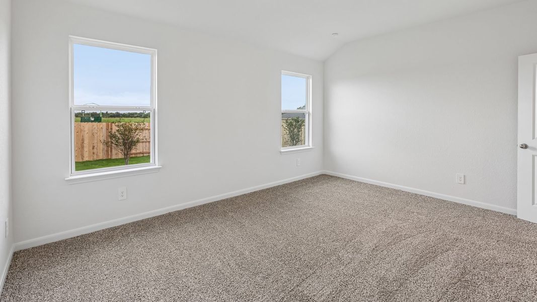 Spacious, unfurnished interior of a new home in Briarwood, Elgin (Image 39).