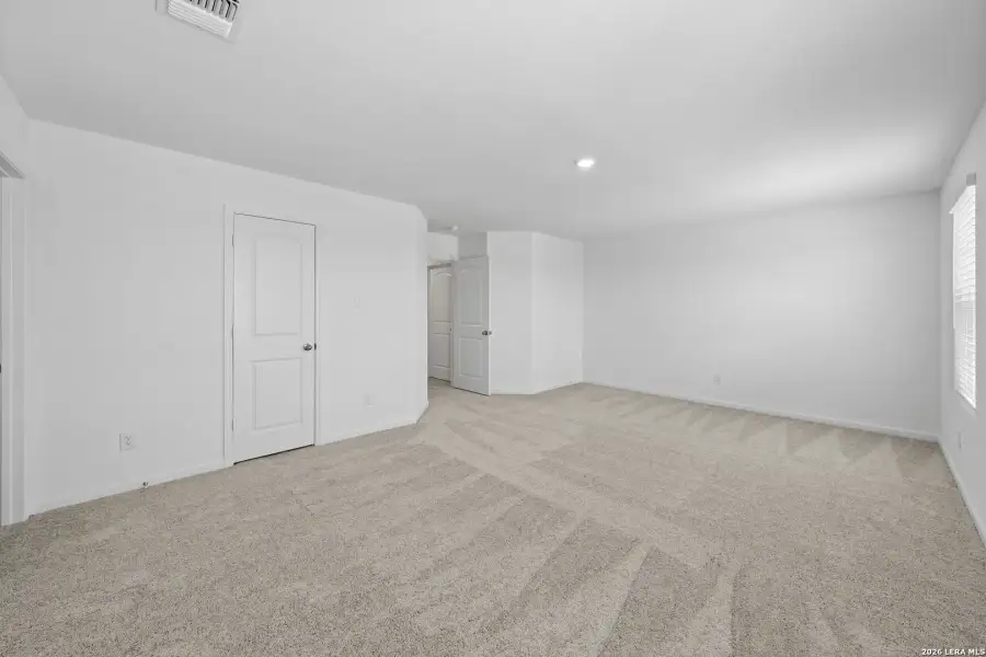 Spacious, unfurnished interior of a new home in , San Antonio (Image 9). Spacious, unfurnished interior of a new home in , San Antonio (Image 9).