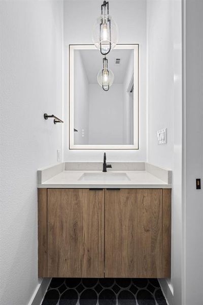 Furnished interior view inside a new home in , Dallas (Image 10). Furnished interior view inside a new home in , Dallas (Image 10).