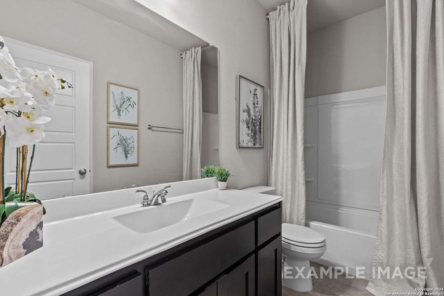 Furnished interior view inside a new home in Hannah Heights, Seguin (Image 38).