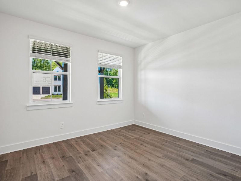 Spacious, unfurnished interior of a new home in Station Hill - Estate Series, Franklin (Image 17). Spacious, unfurnished interior of a new home in Station Hill - Estate Series, Franklin (Image 17).