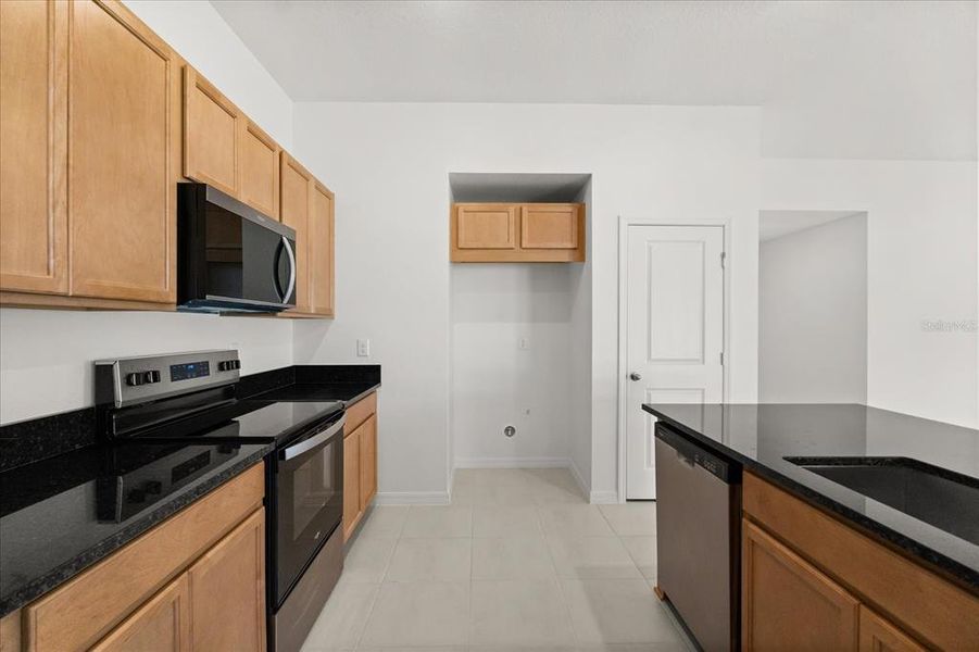 Furnished interior view inside a new home in Ross Creek, Lakeland (Image 6). Furnished interior view inside a new home in Ross Creek, Lakeland (Image 6).