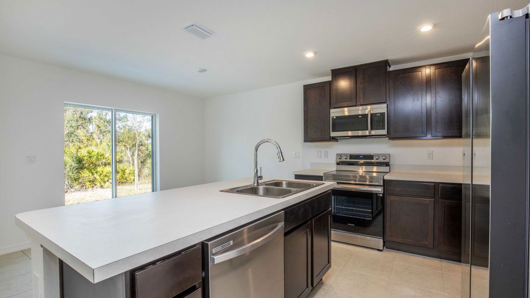 Furnished interior view inside a new home in Royal Highlands, Weeki Wachee (Image 8).