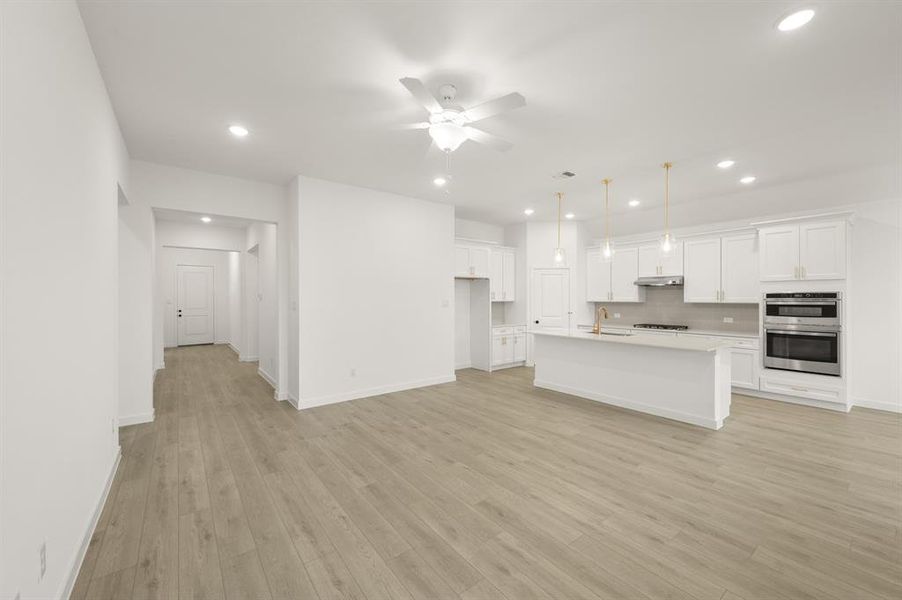 716 Tyronza- Living Room-2