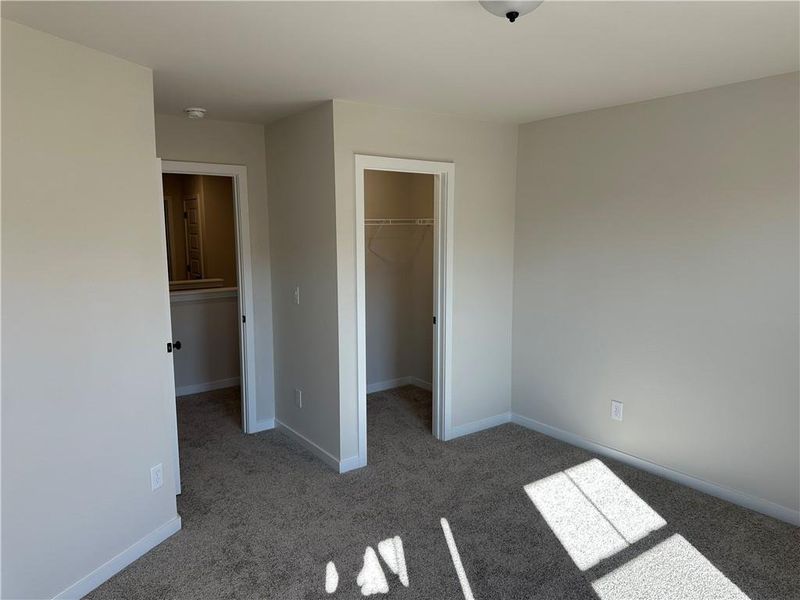 Spacious, unfurnished interior of a new home in Millstone at Mundy Mill, Gainesville (Image 14).