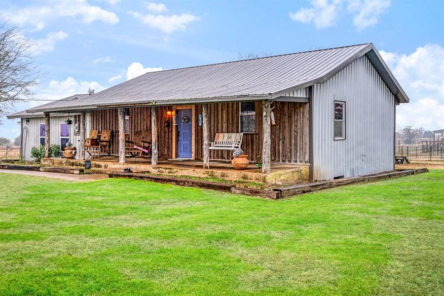 Exterior details and patio area of a home in , Paris (Image 21). Exterior details and patio area of a home in , Paris (Image 21).