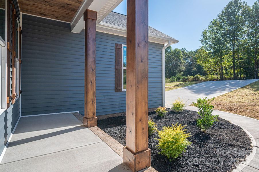 Exterior details and patio area of a home in , Maiden (Image 15).