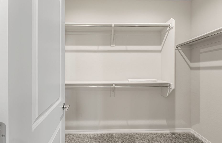 Spacious, unfurnished interior of a new home in Artisan at Asante, Surprise (Image 19). Spacious, unfurnished interior of a new home in Artisan at Asante, Surprise (Image 19).