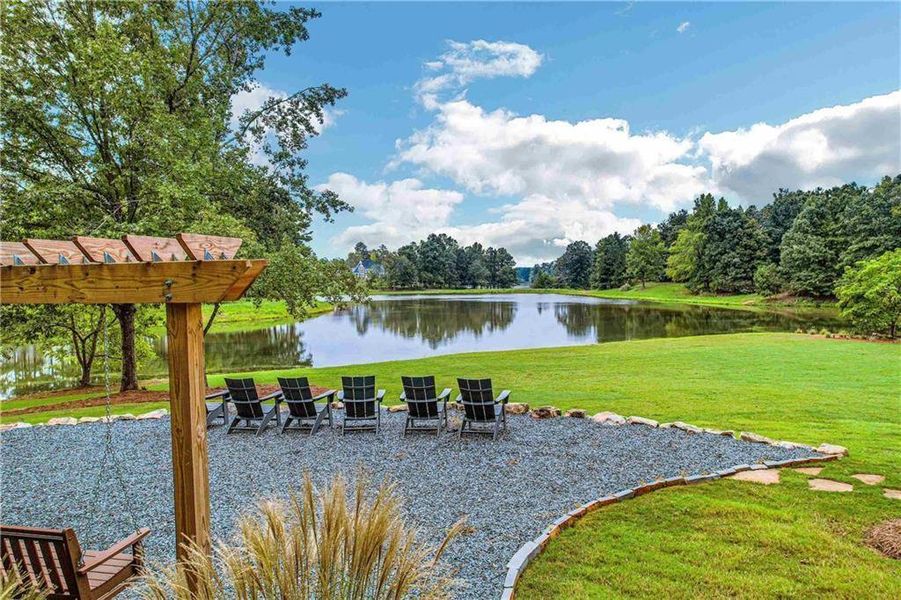 Community amenities in Twin Lakes, Hoschton (Image 46).