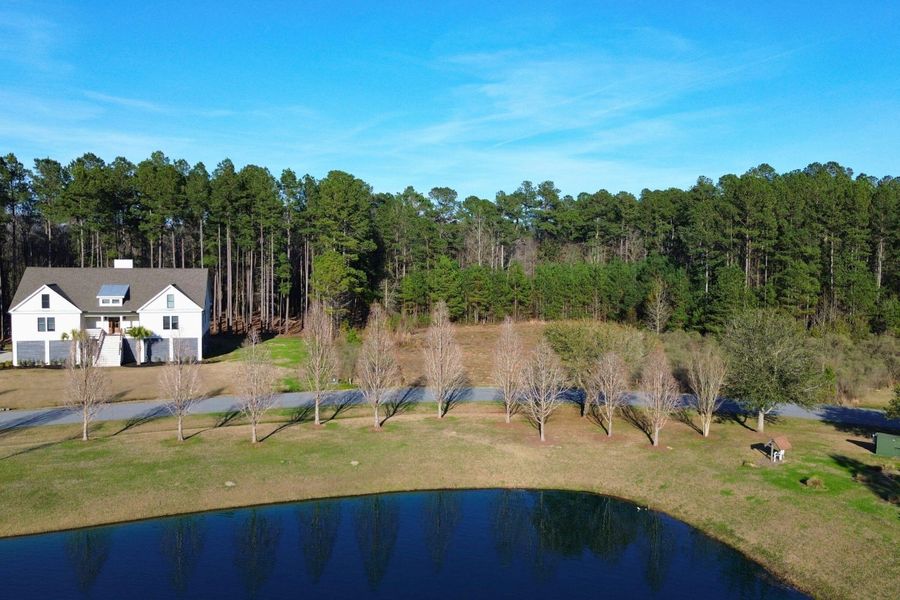 Image 27 of a home in .