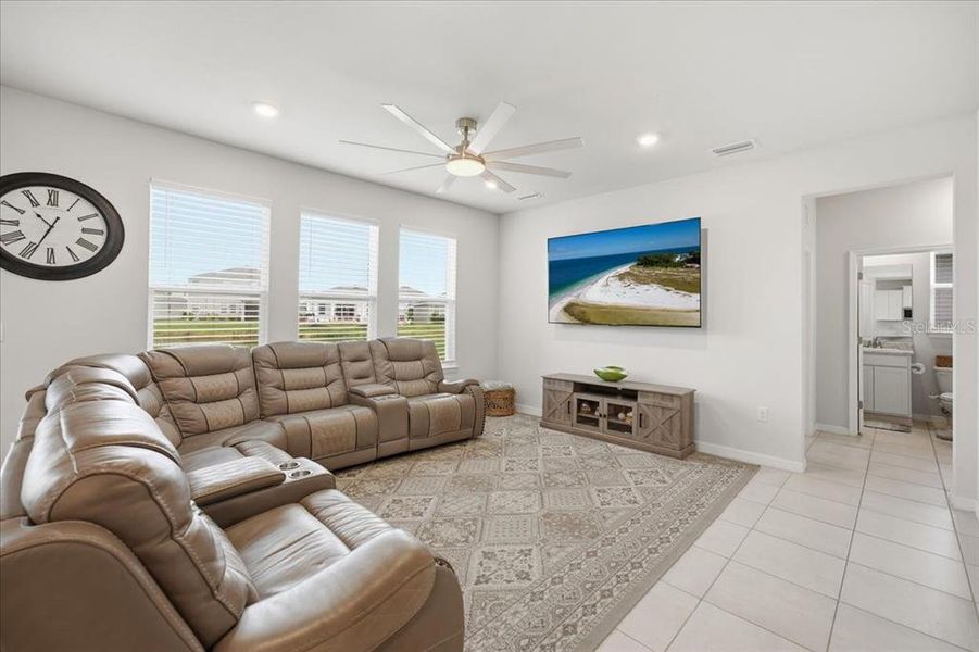 Furnished interior view inside a new home in Coddington, Bradenton (Image 26).