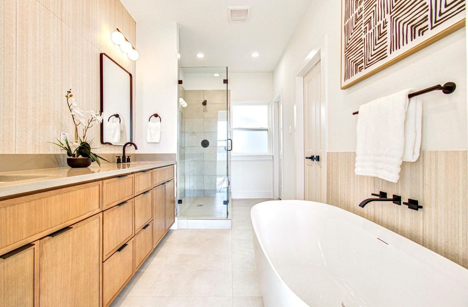 Furnished interior view inside a new home in , Houston (Image 33).