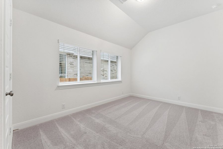 Spacious, unfurnished interior of a new home in Davis Ranch 50', San Antonio (Image 14).