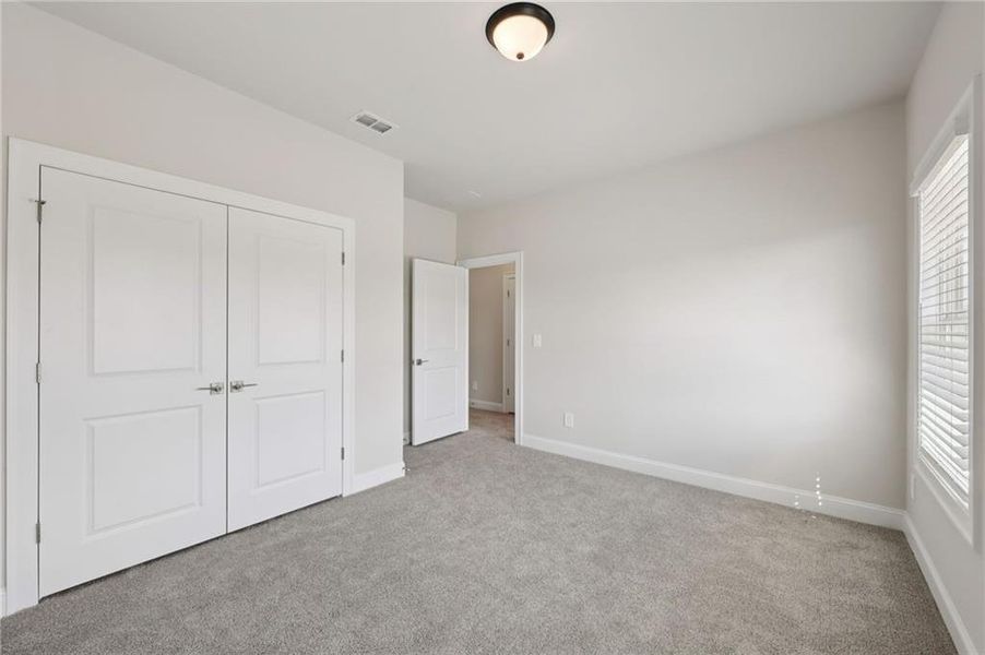 Spacious, unfurnished interior of a new home in River Pointe, Monroe (Image 39).