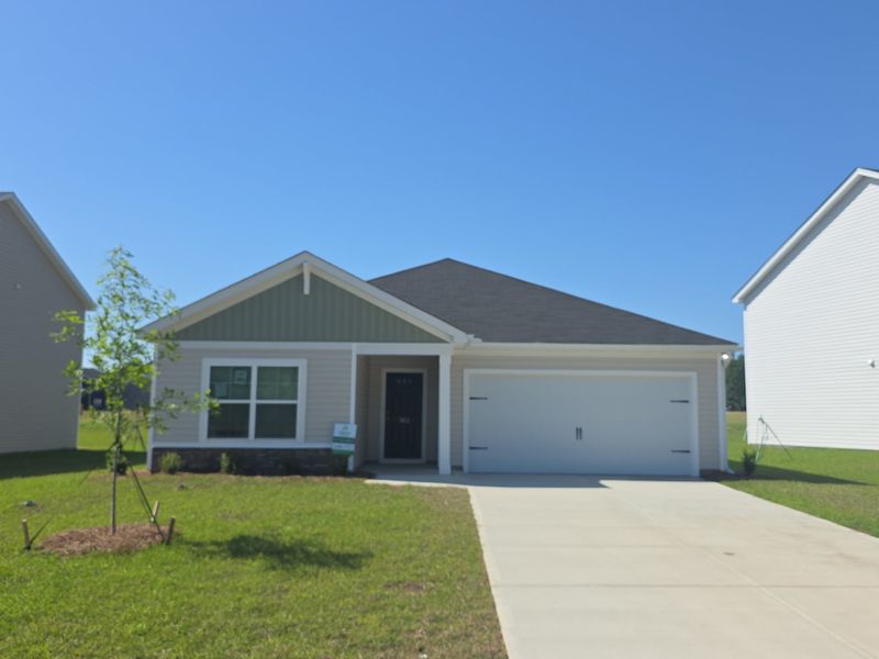 Front exterior of a new home in Rivers Crossing, Aiken, SC, highlighting curb appeal (Image 2). Front exterior of a new home in Rivers Crossing, Aiken, SC, highlighting curb appeal (Image 2).