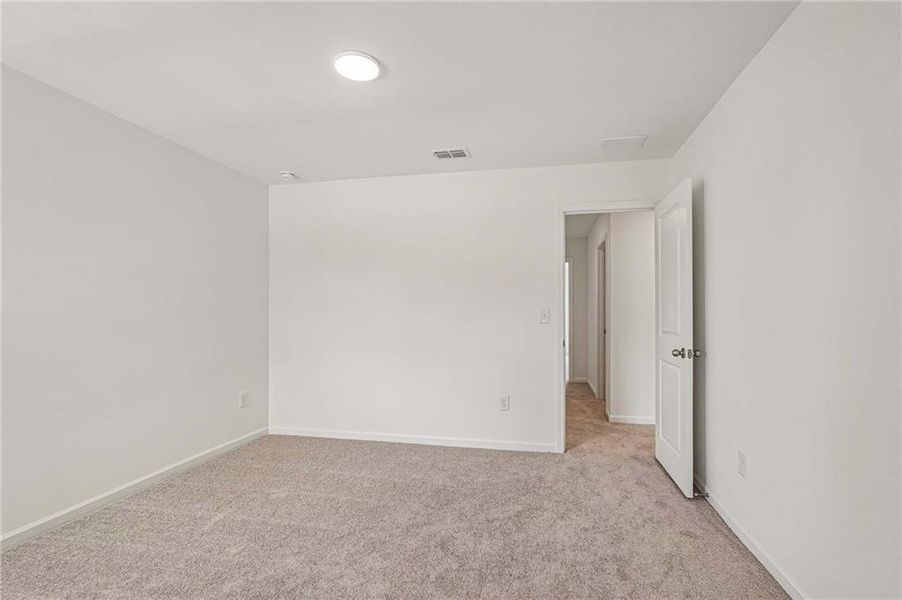 Spacious, unfurnished interior of a new home in Langston Reserve, Cartersville (Image 27).