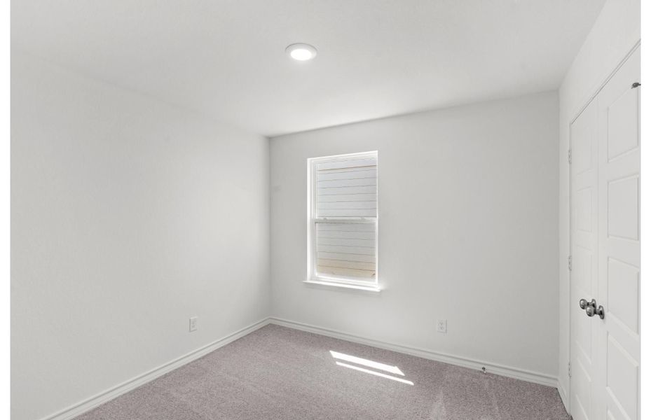 Additional Bedroom Additional Bedroom