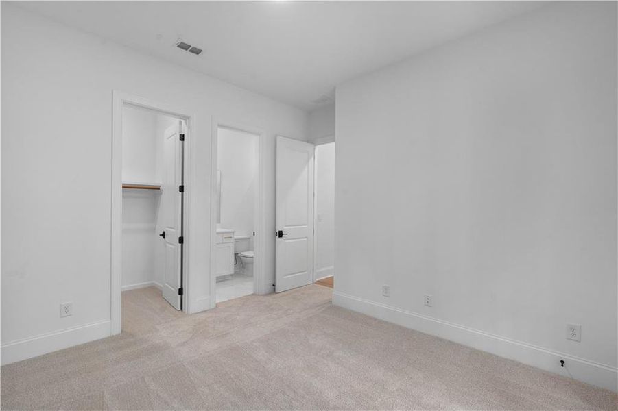 Spacious, unfurnished interior of a new home in Waterside Single Family, Peachtree Corners (Image 57). Spacious, unfurnished interior of a new home in Waterside Single Family, Peachtree Corners (Image 57).